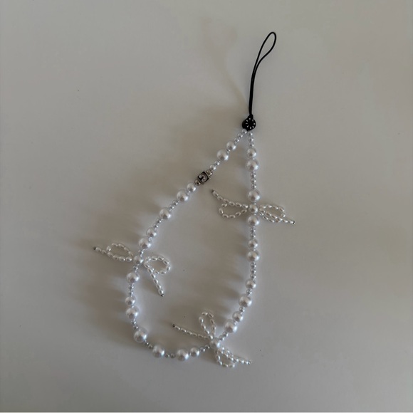 Casetify Bow Phone Charm - Frosted Bows - Picture 3 of 9